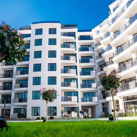 Apartman Azure Infinity - Sea View, Pools & - Over The Sea And Under The Sky