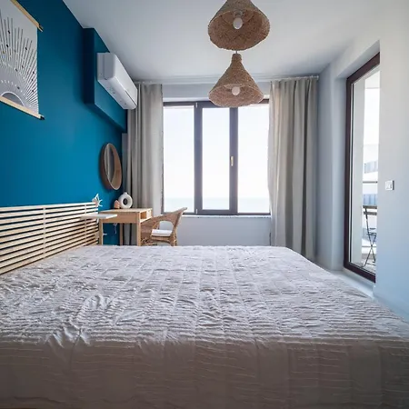 Azure Infinity - Sea View, Pools & - Over The Sea And Under The Sky Várna