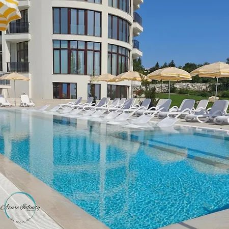 Apartament Azure Infinity - Sea View, Pools & - Over The Sea And Under The Sky