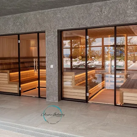 Apartamento Azure Infinity - Sea View, Pools & - Over The Sea And Under The Sky Varna