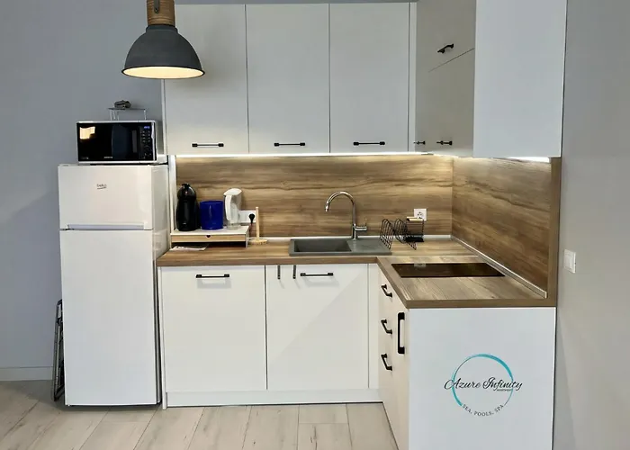 Azure Infinity - Sea View, Pools & - Over The Sea And Under The Sky Varna